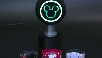 Читатель Disney Magic Band