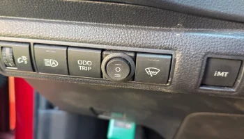 Toyota 55539-33170 Крышка отверстия запасного переключате...