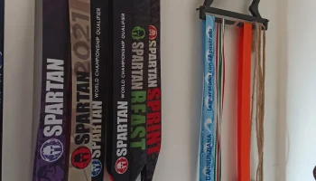 Дизайн силуэта бегуна-обладателя медали SpartanRace...... 3