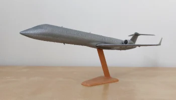 Бомбардье CRJ700 - 1:100 4
