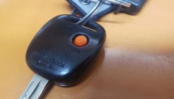Сменная кнопка багажника для GX/JZX100............