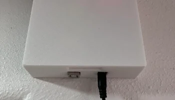 Большое место в корпусе Arduino для батареи 9 В............. 3