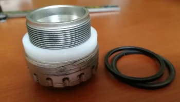 Проставка нижнего кронштейна