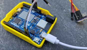 Arduino UNO R4 Wi-Fi Caddy Tray