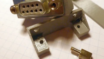 Крепление углового кронштейна с резьбой DB9, DB15 и DB25...