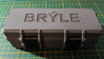 Rugged Box для защиты практичных брюк