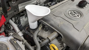 Масляная воронка с поворотным замком VW...... 3