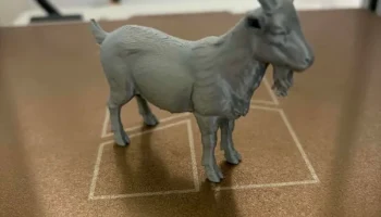 Альпийская фигурка горного козла, напечатанная на 3D-прин... 2