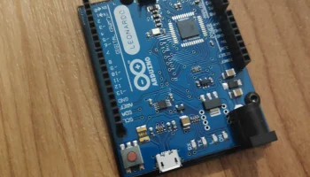 Крепление/держатель Arduino Leonardo