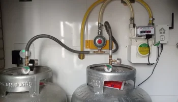 Держатель газового счетчика Daeflex G1.0 и коробка для ES..