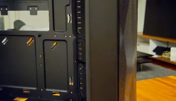 Проставка передней панели Fractal Design Meshify C......