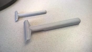 игрушечная детская бритва