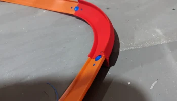 Hot Wheels кривая 90 градусов - с ножками...