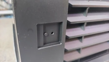 Fractal Design Define 7 дверная петля 4