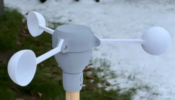 Anemometer
