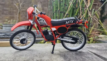 Hond.a MTX50 1983 года выпуска, масштаб 1:8, дизайнер Эд ...