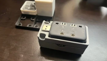 Держатель для аккумулятора и зарядного устройства Emax 1S.. 6