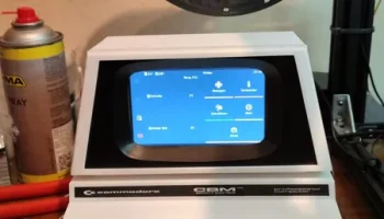Commodore PET Mini с сенсорным дисплеем 5 дюймов......