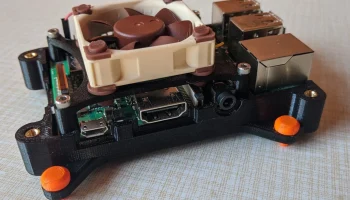 Корпус Raspberry Pi 3 (B/B+), крепление VESA, внутренний вентилятор 6