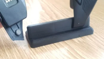 Держатель боковой пластины Razer Naga Trinity...... 1