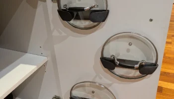 Кронштейны для держателей крышек кастрюль........