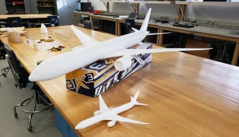 Крупномасштабный (1:50) Боинг 777-9X