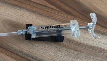 Гибкий держатель шприца для прокачки SRAM (23,8 мм) - пер... 9