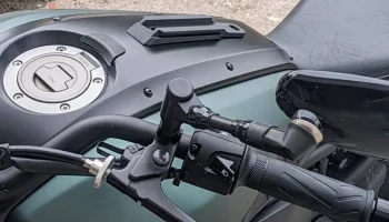 Адаптер для сумки на бак Yamaha XSR 700 Rhinowalk Forkbag... 2
