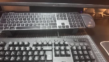 Дополнительная плата Magic Keyboard Riser + мышь......