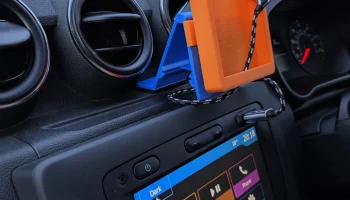 Крепление для телефона Dacia Duster 2 8