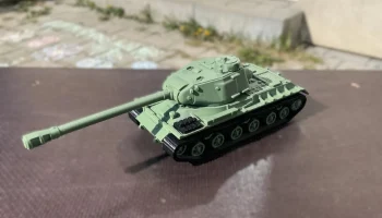 Советский танк ИС-2 1/72.