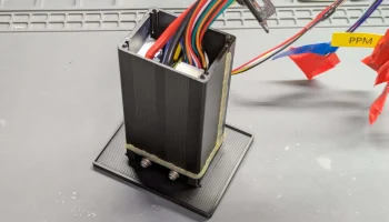 VESC 75100 Крепление для заливки