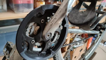 Защитное кольцо педали велосипеда Shimano Alivio...