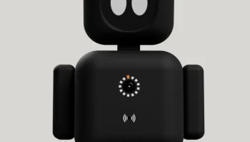 Momy-Desk-Robot 4