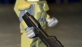 Мегафигурка Halo Master Chief Brick (масштаб 5:1) 3