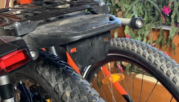 Заглушка крышки багажника Thule Tour Rack...... 2