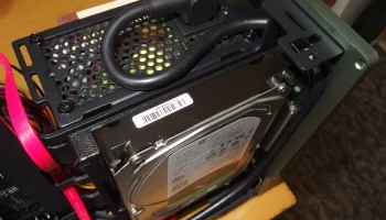 Держатель для жесткого диска Fractal Design Terra 3,5 дюй... 9