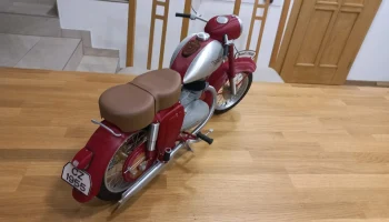 Проект JAWA-ČZ K&Yacute;VAČKA 250/353.02 - ДЕТАЛЬ №9 - БОКОВЫЕ К... 8