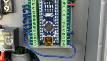 Arduino Nano с держателем клеммной колодки............