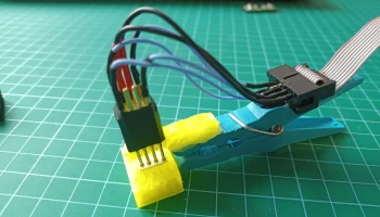 Адаптер Flashe(r)klammer DIP-8 (ATtiny85) 2