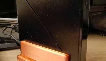 Док-станция для декодирования телевизора UHD d'Orange...