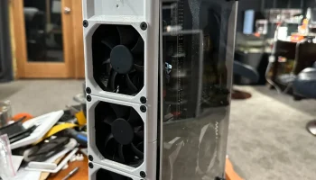 Triвалент ITX - компактный компьютерный корпус, который м...