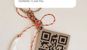 Брелок с QR-кодом - Я люблю тебя (День святого Валентина/..