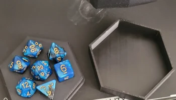 Крышка футляра для игральных костей D&D с пустой крышкой.... 1