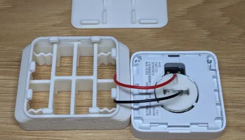 Xiaomi Mijia Bluetooth/Zigbee термометр с батарейками AAA.. 4
