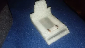 Вот новый дизайн зарядной базы Cozmo...