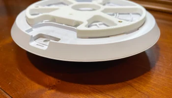 Ubiquiti U6 Long-Range - переходная пластина...