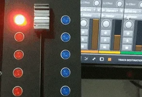 Моторизованный фейдер - USB MIDI 3