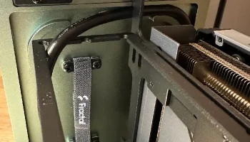 Замена передней панели Fractal Design Terra...... 5