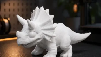 Симпатичный чиби-трицератопс - качественная детальная 3D-...